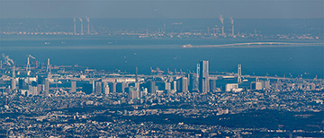 超望遠撮影　　横浜ランドマークタワー付近