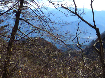 山頂南側広場のケルン