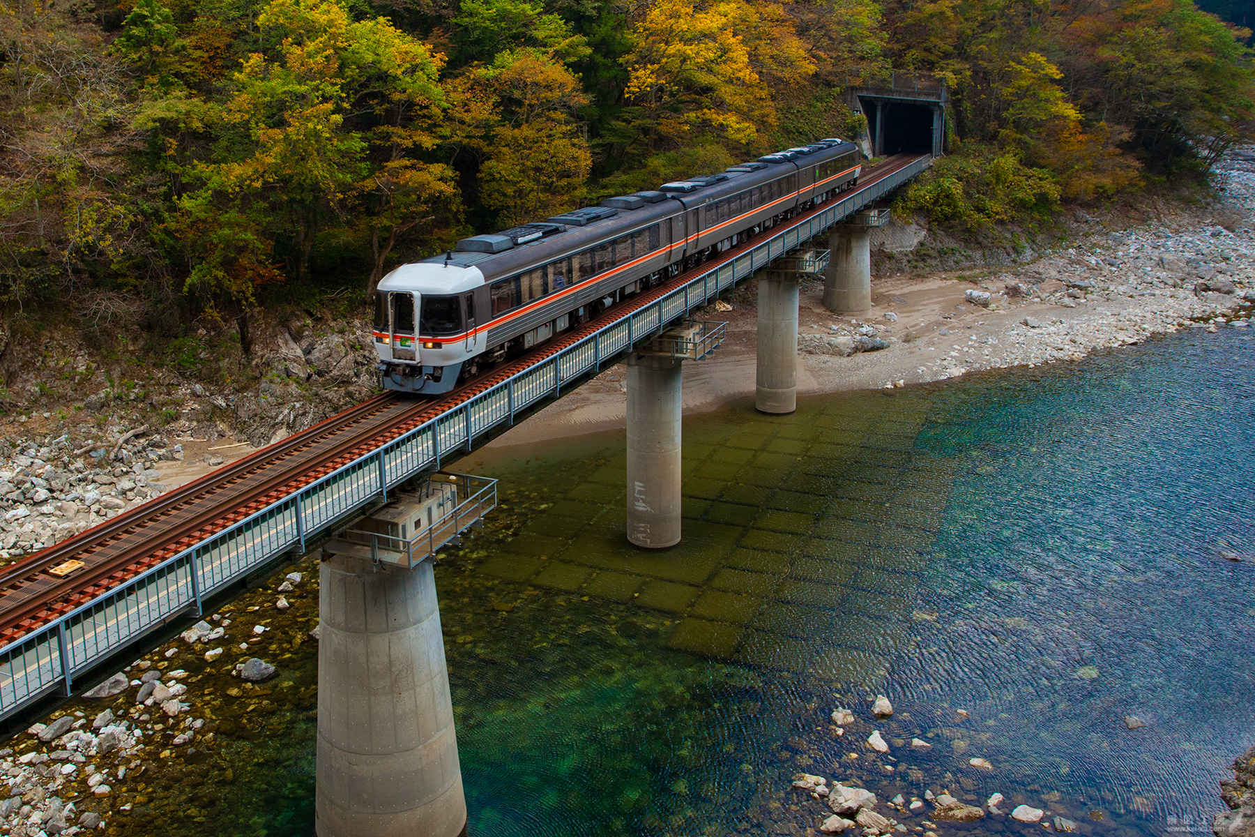 ワイドビューひだ ６号