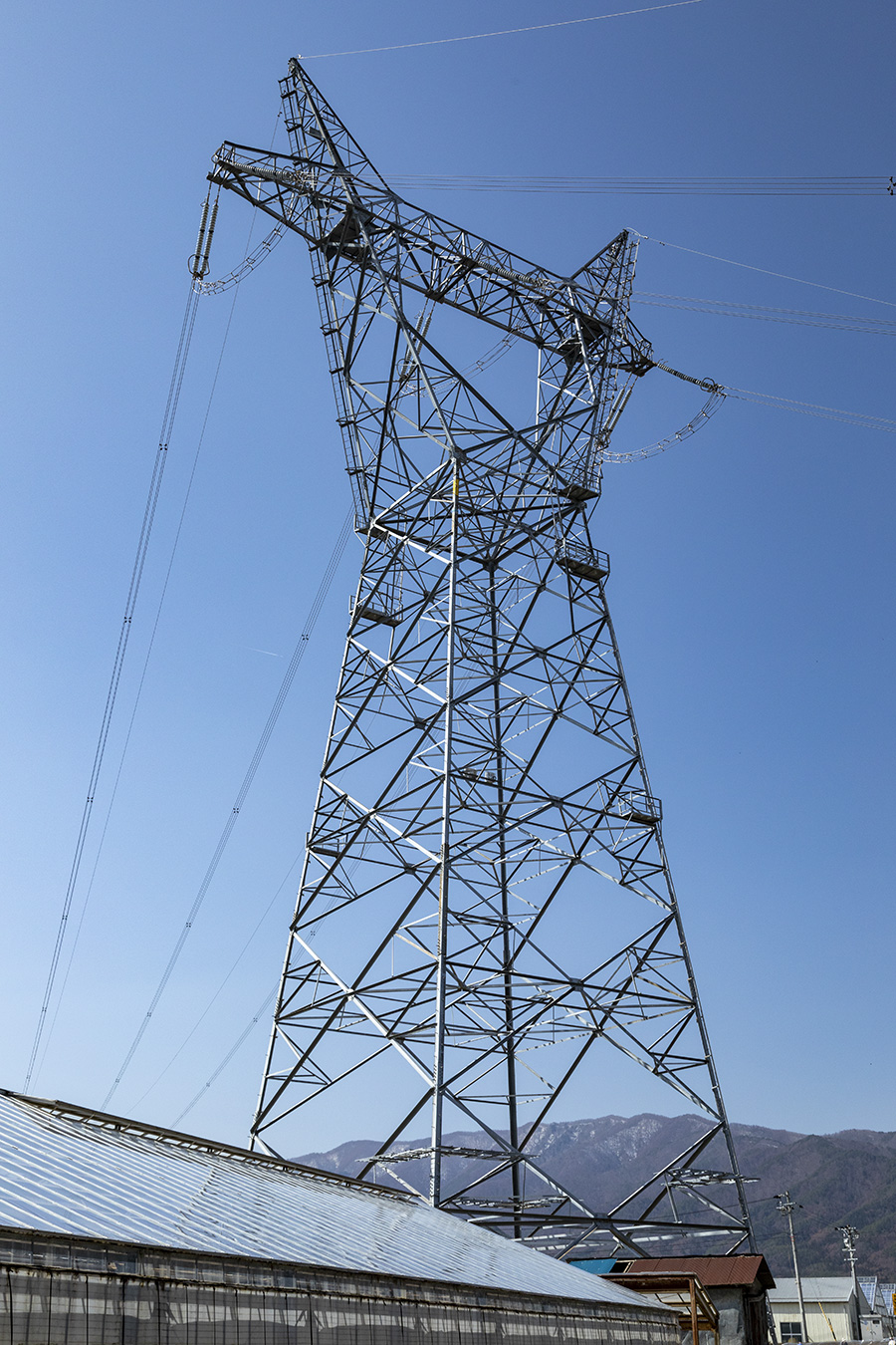 鉄塔全景